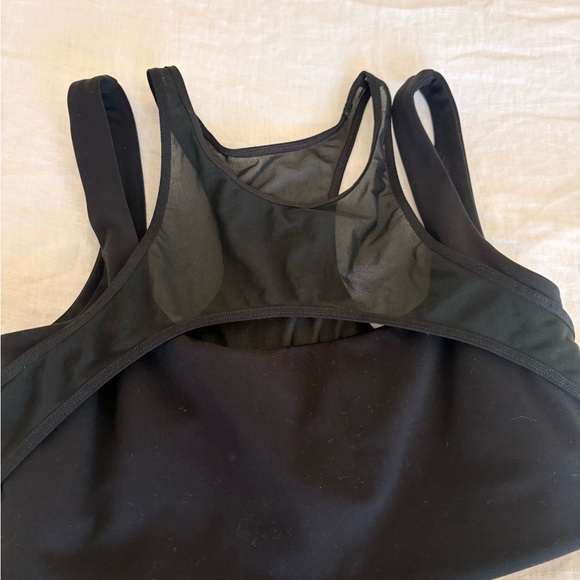 l*space Black Active shorts and bra set - Picture 3 of 6